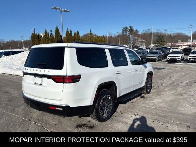 2024 Jeep Wagoneer Base - Photo 5
