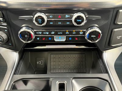 2025 Ford F-150 Platinum Truck V6 EcoBoost — photo 34 view