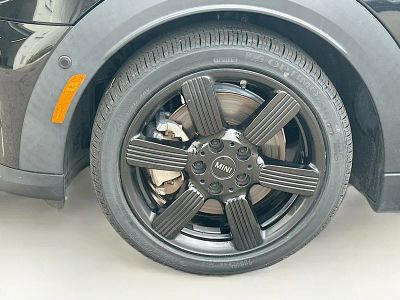2023 MINI Convertible — photo 33 view
