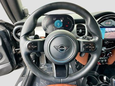 2023 MINI Convertible — photo 11 view