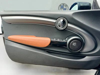 2023 MINI Convertible — photo 21 view