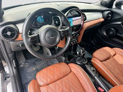 2023 MINI Convertible — photo 9 view