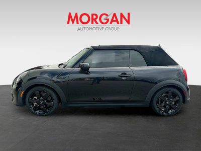 2023 MINI Convertible — interior view