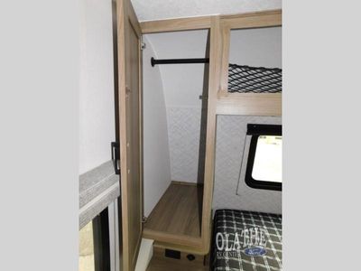 2026 Coachmen RV Freedom Express Select - Photo 15