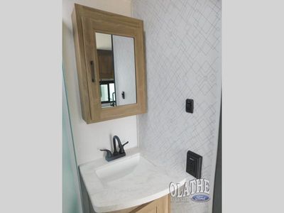 2026 Coachmen RV Freedom Express Select - Photo 31