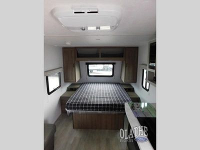 2026 Coachmen RV Freedom Express Select - Photo 11