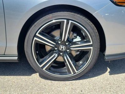 2026 Honda Accord Hybrid — photo 9 view