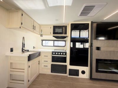 2026 Forest River RV Cherokee Alpha Wolf - Photo 25