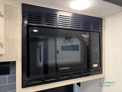 2026 Palomino Puma - Photo 21