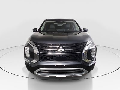 2024 Mitsubishi Outlander - Photo 2