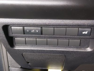 2024 Mitsubishi Outlander - Photo 13