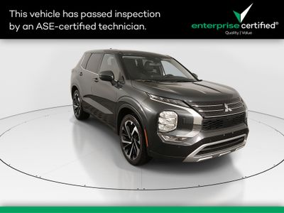 2024 Mitsubishi Outlander - Photo 1