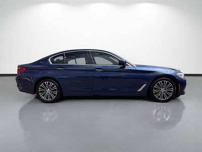2018 BMW 5 Series - Photo 2
