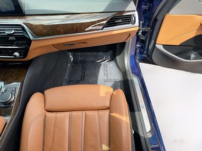 2018 BMW 5 Series - Photo 16
