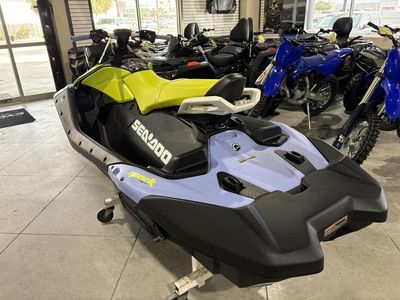 2024 Sea-Doo Spark Trixx for 3 Rotax 900 ACE - 90 iBR and Audio - Photo 4