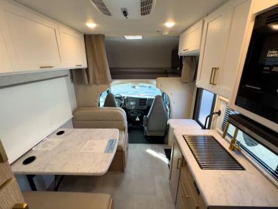 2026 Thor Motor Coach CHATEAU - Photo 4
