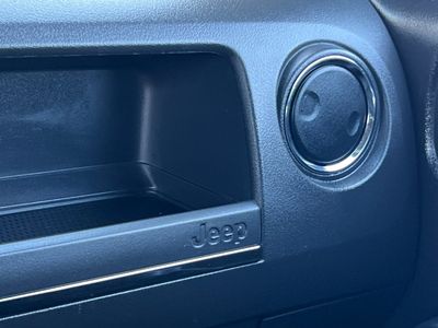 2016 Jeep Patriot - Photo 14