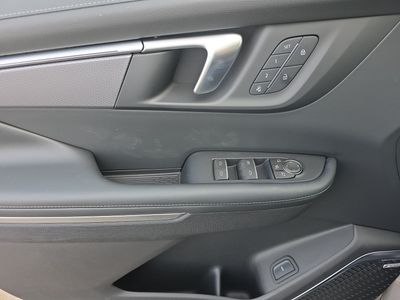 2026 Buick Enclave - Photo 8