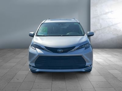 2024 Toyota Sienna - Photo 2