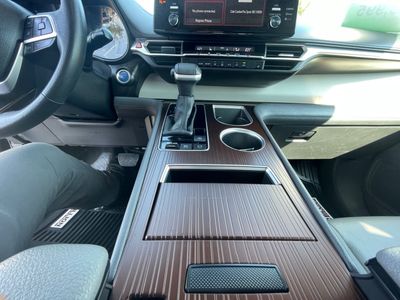 2024 Toyota Sienna - Photo 10