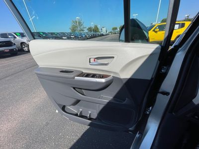 2024 Toyota Sienna - Photo 6