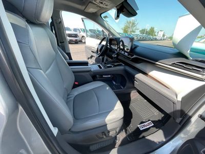 2024 Toyota Sienna - Photo 13