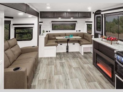 2026 Venture RV Stratus - Photo 3