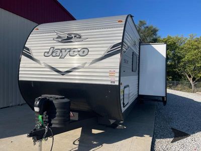2025 Jayco Jay Flight SLX - Photo 3