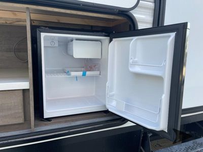 2025 Jayco Jay Flight SLX - Photo 9