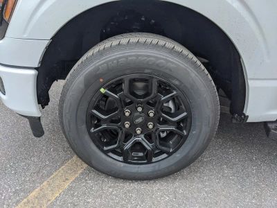 2026 Ford F-150 — photo 30 view
