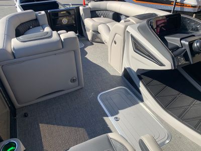 2026 Barletta Lusso L23UCA - Photo 16