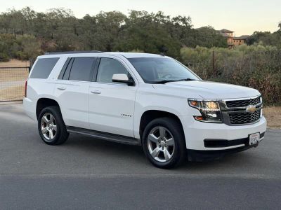2015 Chevrolet Tahoe — engine compartment view