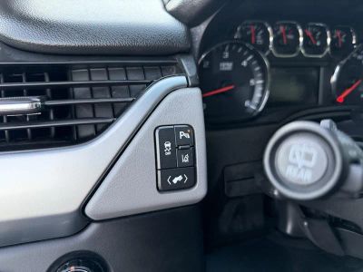 2015 Chevrolet Tahoe — photo 32 view