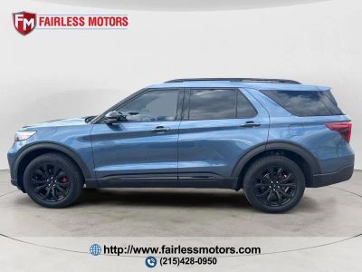 2020 Ford Explorer — side profile view
