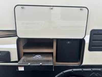 2019 Keystone Keystone RV Cougar — photo 7 view