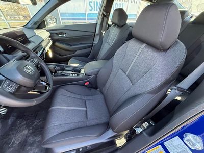 2025 Honda Accord Hybrid - Photo 8