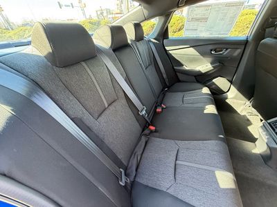 2025 Honda Accord Hybrid - Photo 35