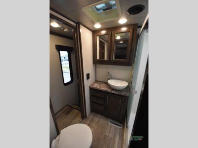 2022 Dutchmen RV Voltage — photo 39 view