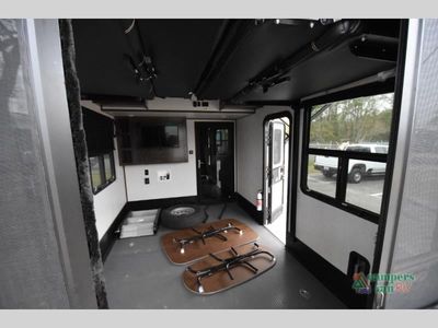 2022 Dutchmen RV Voltage — photo 29 view