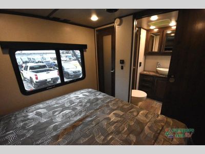 2022 Dutchmen RV Voltage — photo 42 view