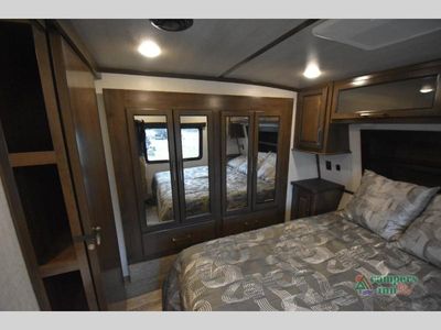 2022 Dutchmen RV Voltage — photo 41 view
