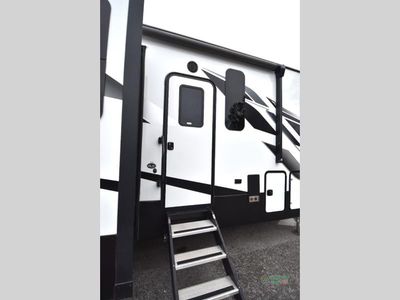 2022 Dutchmen RV Voltage — photo 8 view