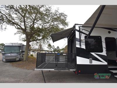 2022 Dutchmen RV Voltage — photo 28 view