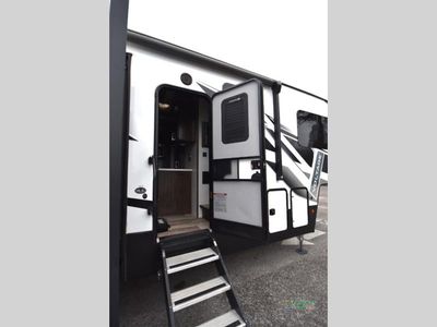 2022 Dutchmen RV Voltage — photo 10 view