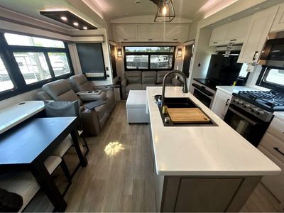 2026 Jayco Pinnacle - Photo 8