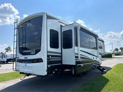 2026 Jayco Pinnacle - Photo 4