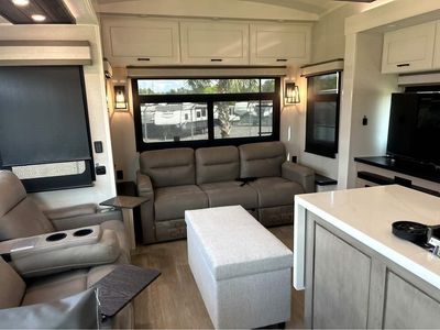 2026 Jayco Pinnacle - Photo 11