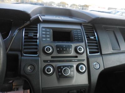 2014 Ford Taurus - Photo 18