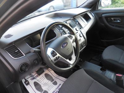 2014 Ford Taurus - Photo 17
