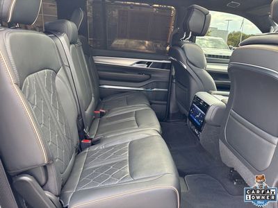 2023 Jeep Grand Wagoneer - Photo 48